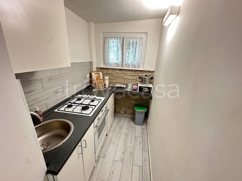 appartamento in vendita a Parma in zona Oltretorrente