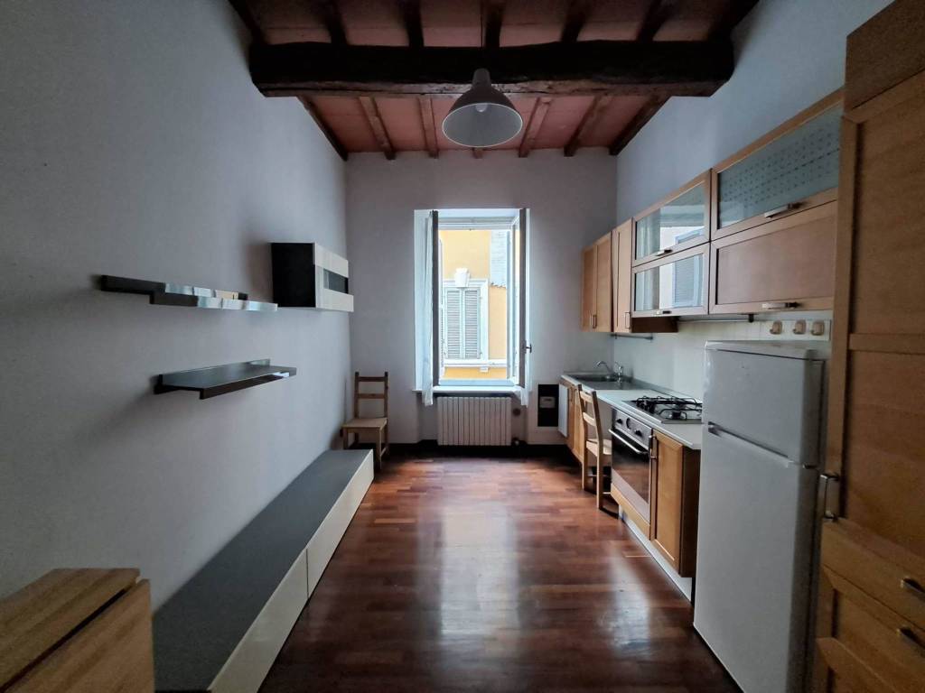 appartamento in vendita a Parma in zona Centro Storico