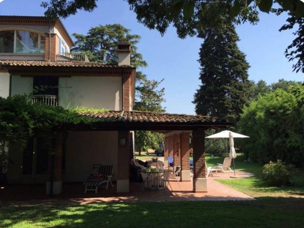 casa indipendente in vendita a Parma in zona Corcagnano