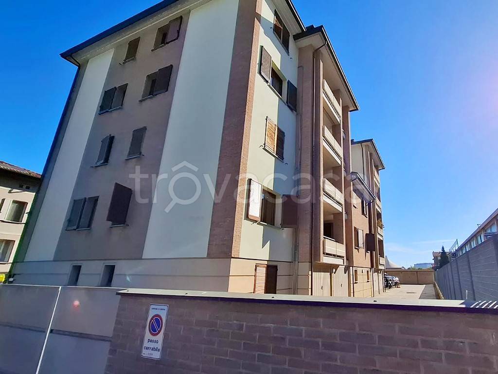 appartamento in vendita a Parma in zona San Lazzaro