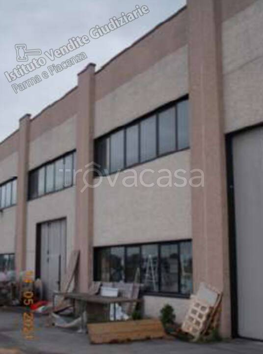 locale commerciale in vendita a Parma in zona San Prospero