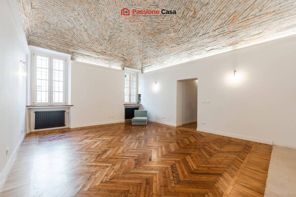 appartamento in vendita a Parma in zona Centro Storico