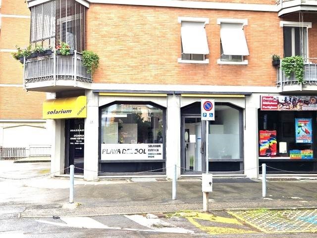 negozio in vendita a Parma in zona Pablo