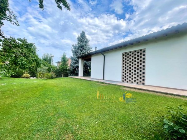 appartamento in vendita a Parma in zona Baganzola