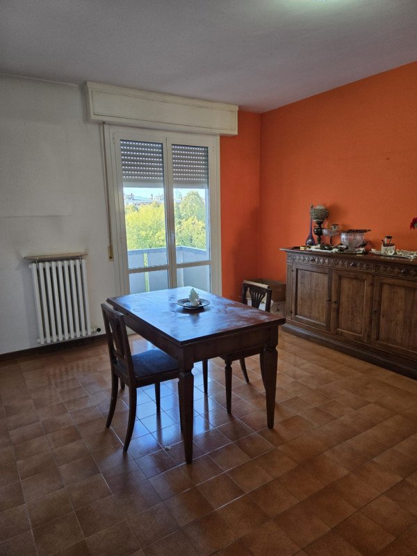 appartamento in vendita a Parma in zona Montanara