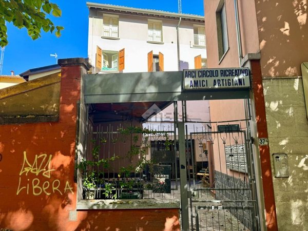 appartamento in vendita a Parma in zona Oltretorrente