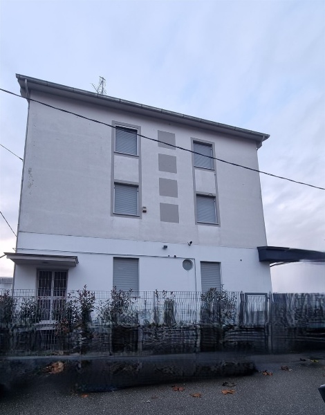 appartamento in vendita a Parma in zona Crocetta