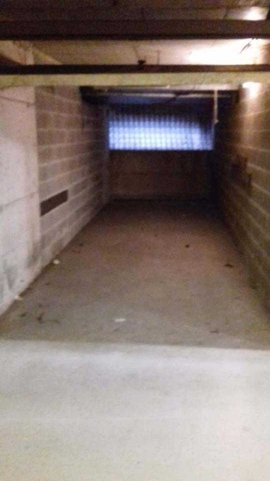 negozio in vendita a Parma in zona Centro Storico