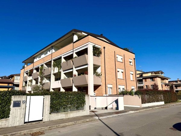 appartamento in vendita a Parma in zona Montanara