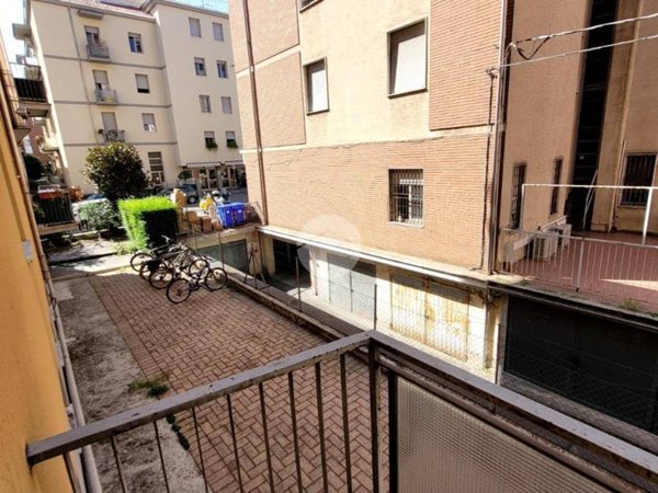 appartamento in vendita a Parma in zona Cittadella