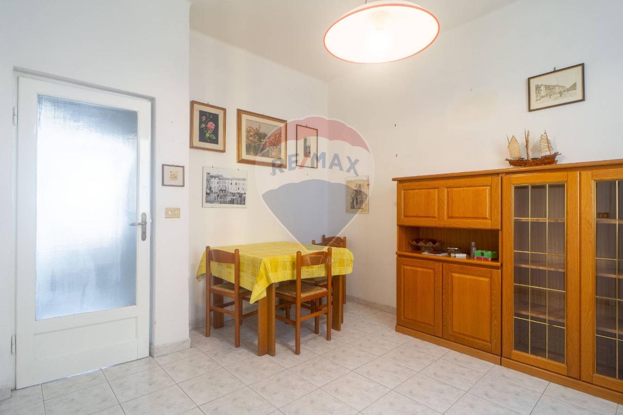 appartamento in vendita a Parma in zona Oltretorrente