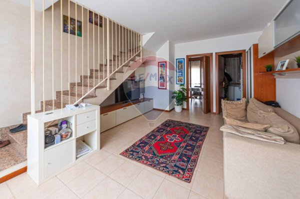 appartamento in vendita a Parma in zona Montanara