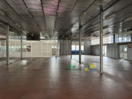 negozio in vendita a Parma in zona Crocetta