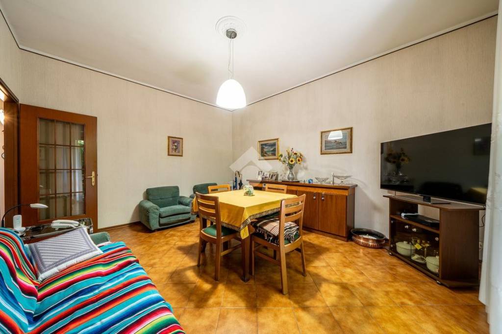 appartamento in vendita a Parma in zona Cittadella