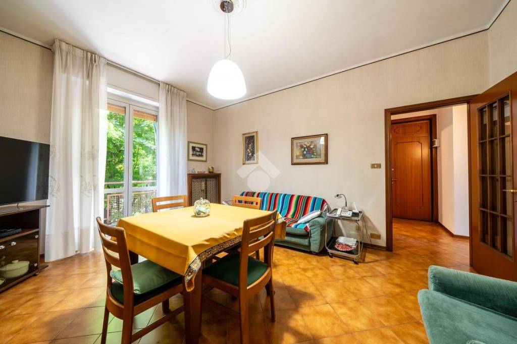 appartamento in vendita a Parma in zona Cittadella