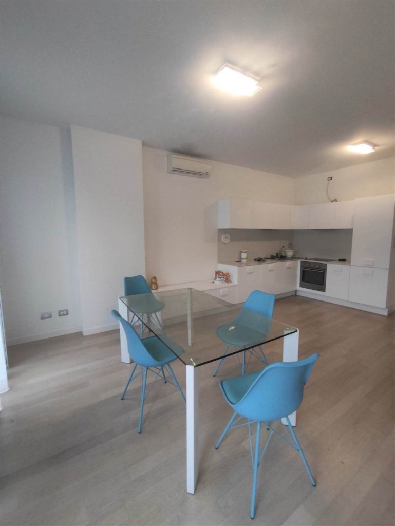 appartamento in vendita a Parma in zona Centro Storico