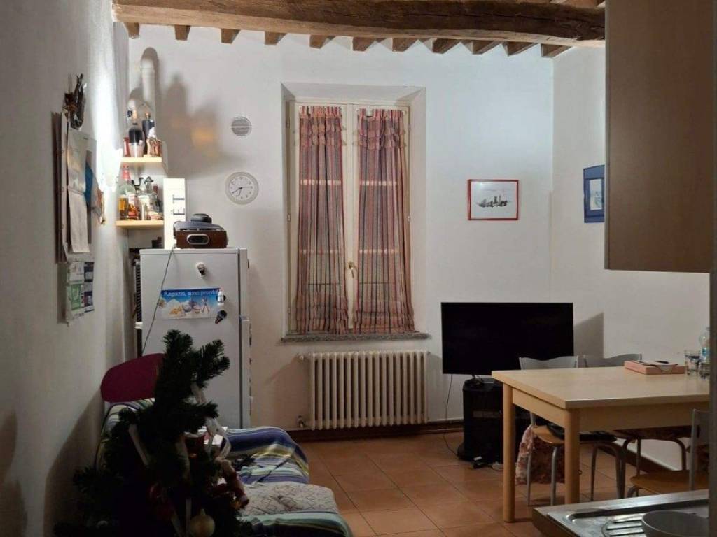 appartamento in vendita a Parma in zona Oltretorrente