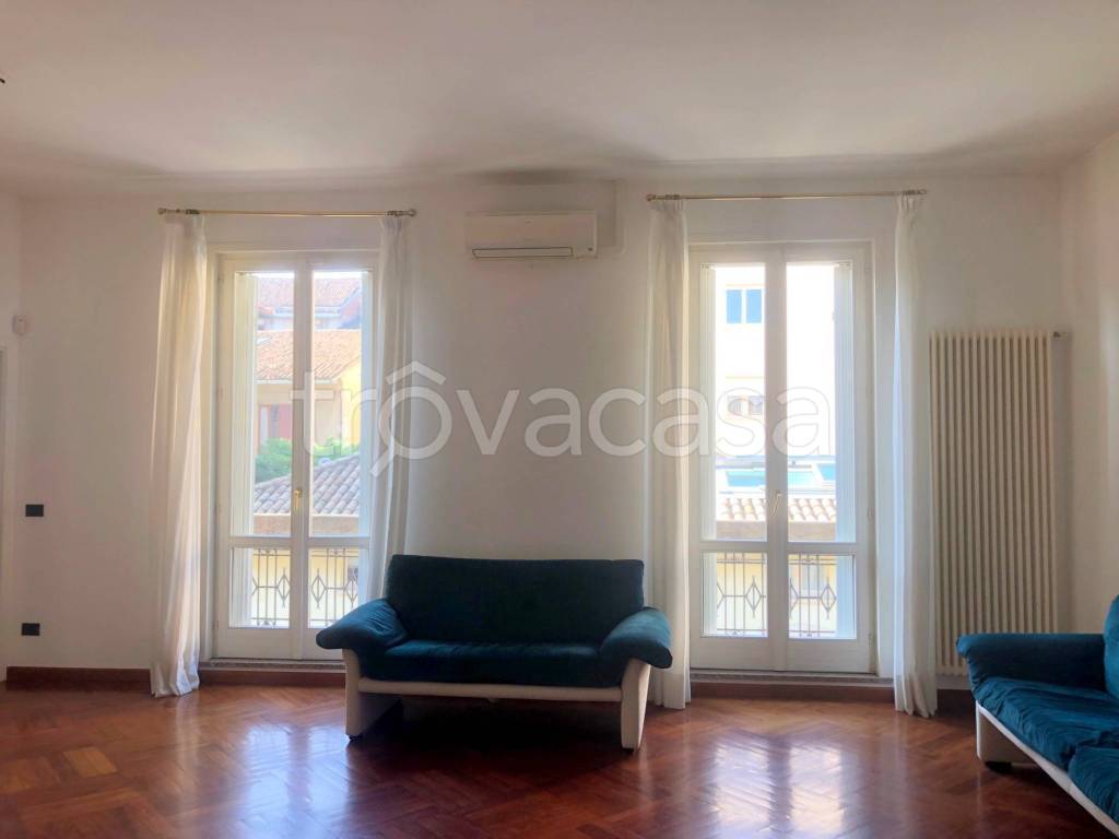 appartamento in vendita a Parma in zona Centro Storico