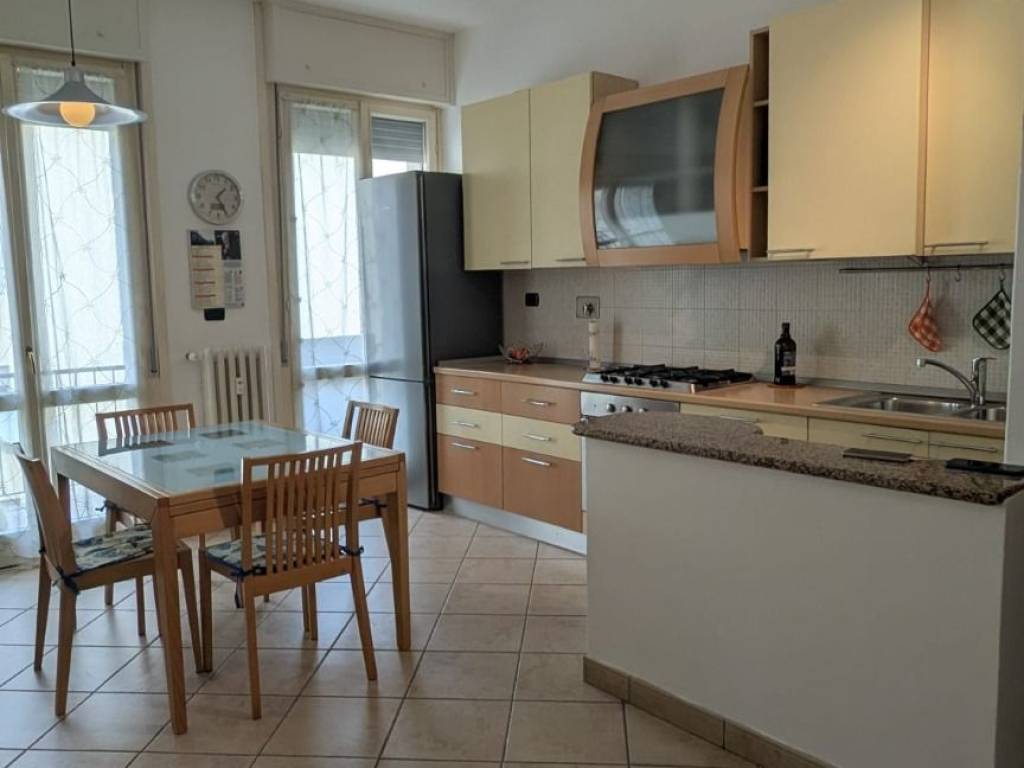 appartamento in vendita a Parma in zona Cittadella