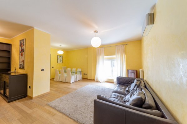 appartamento in vendita a Parma in zona Centro Storico