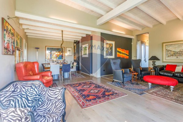 casa indipendente in vendita a Parma in zona Pilastrello