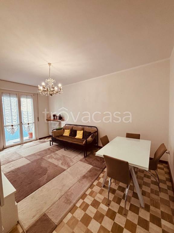 appartamento in vendita a Parma in zona Montanara