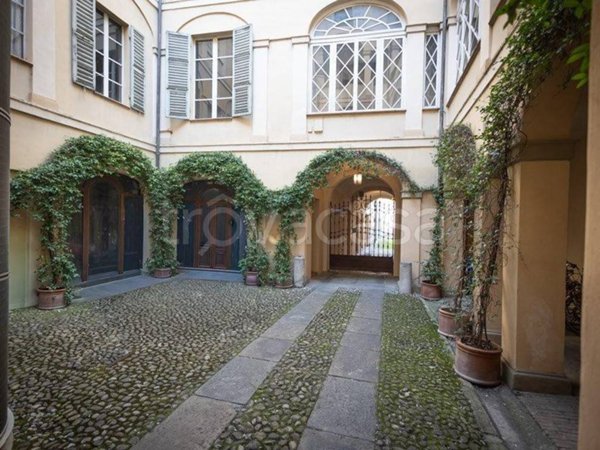 appartamento in vendita a Parma in zona Centro Storico