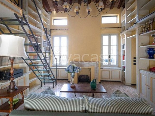 appartamento in vendita a Parma in zona Centro Storico