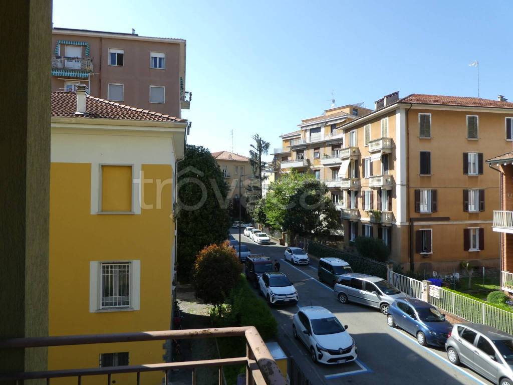 appartamento in vendita a Parma in zona Cittadella