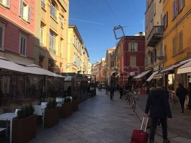 negozio in vendita a Parma in zona Centro Storico