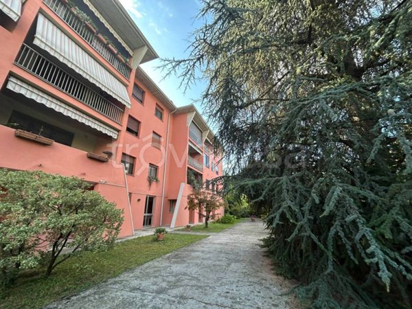 appartamento in vendita a Parma in zona San Lazzaro