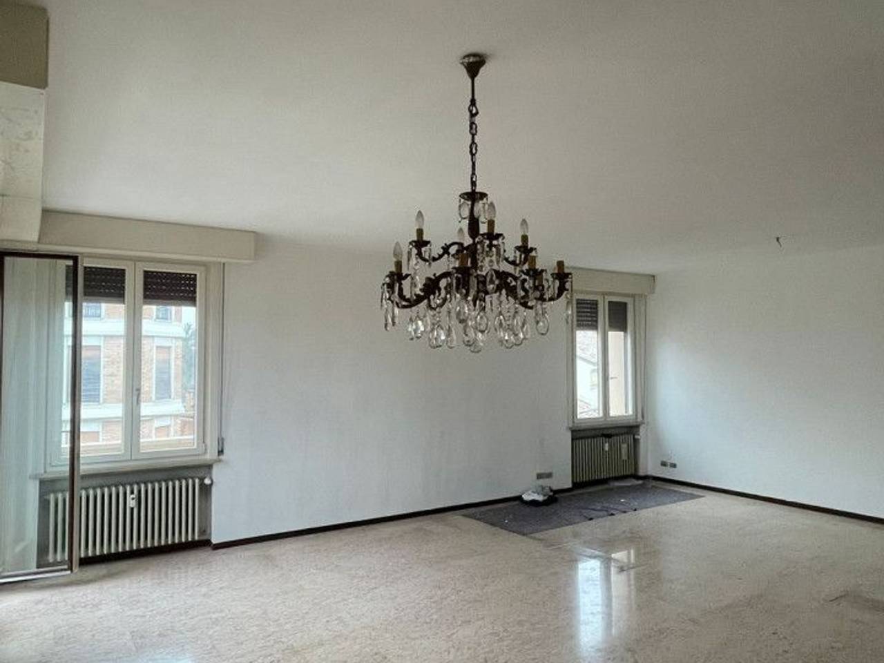 appartamento in vendita a Parma in zona Centro Storico