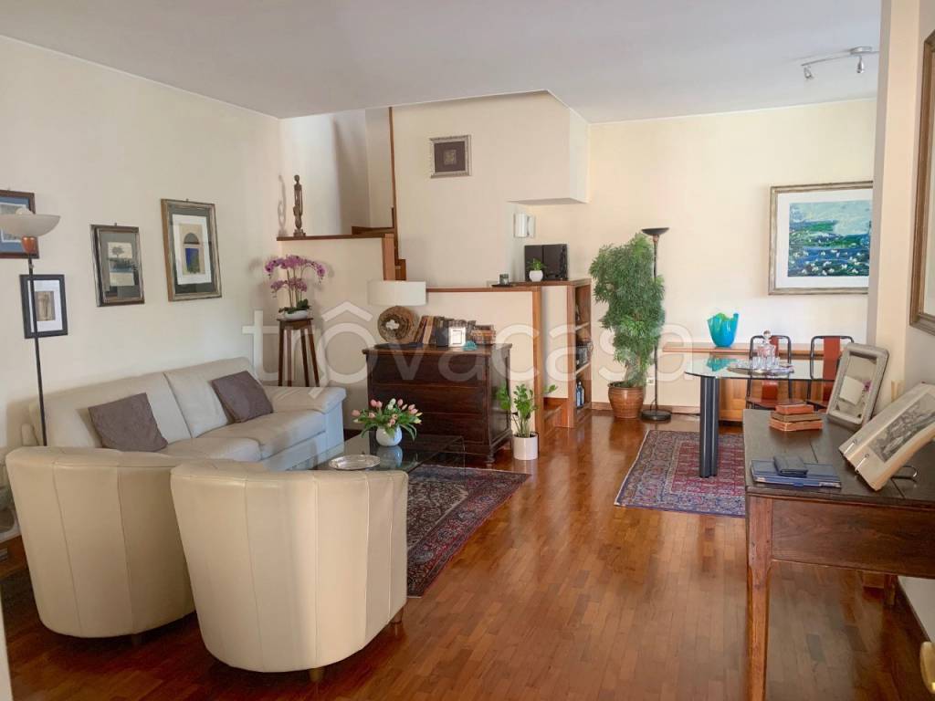 appartamento in vendita a Parma in zona San Lazzaro