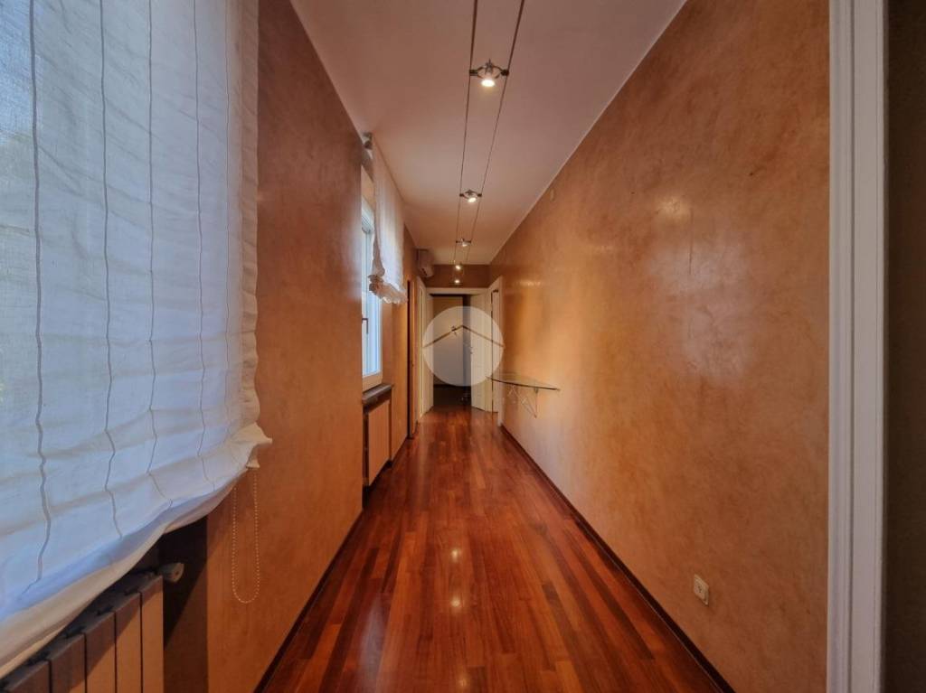 appartamento in vendita a Parma in zona Centro Storico