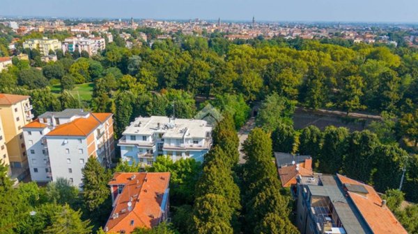appartamento in vendita a Parma in zona Cittadella