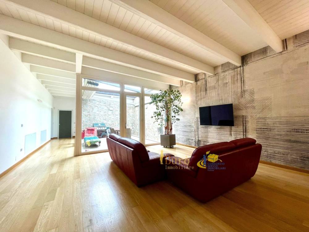 casa indipendente in vendita a Parma in zona Crocetta