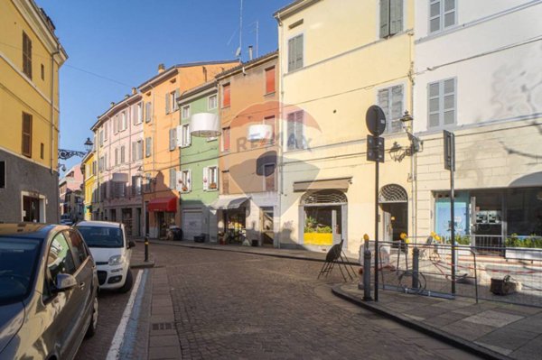 appartamento in vendita a Parma in zona Centro Storico