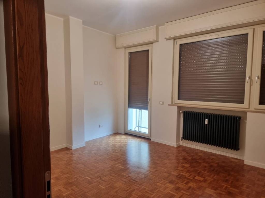 appartamento in vendita a Parma in zona Centro Storico