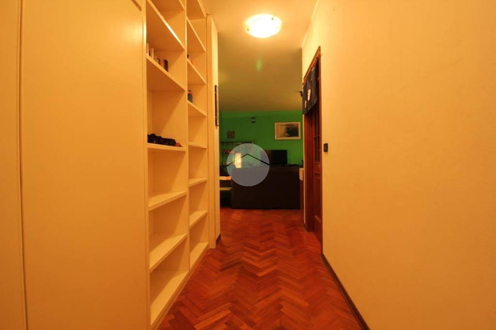 appartamento in vendita a Parma in zona Cittadella