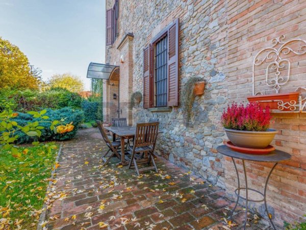 casa indipendente in vendita a Parma in zona Pilastrello