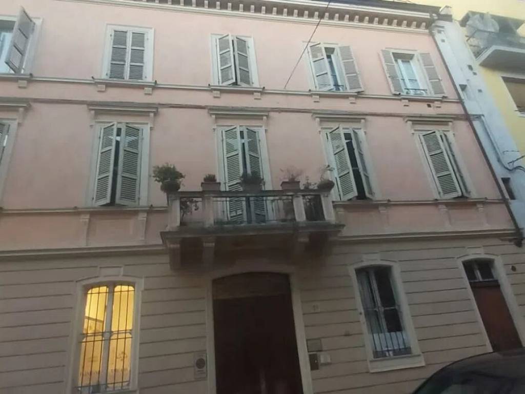 appartamento in vendita a Parma in zona Centro Storico