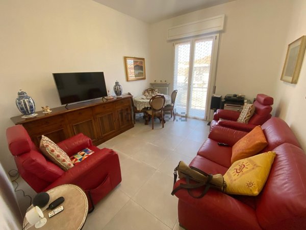 appartamento in vendita a Parma in zona Montanara