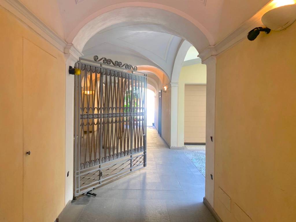 appartamento in vendita a Parma in zona Centro Storico