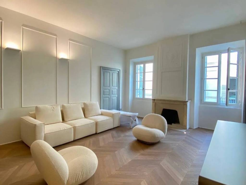 appartamento in vendita a Parma in zona Centro Storico