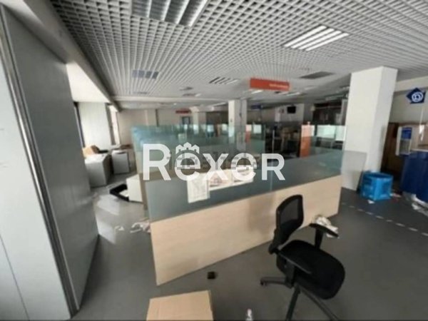 ufficio in vendita a Parma in zona Centro Storico