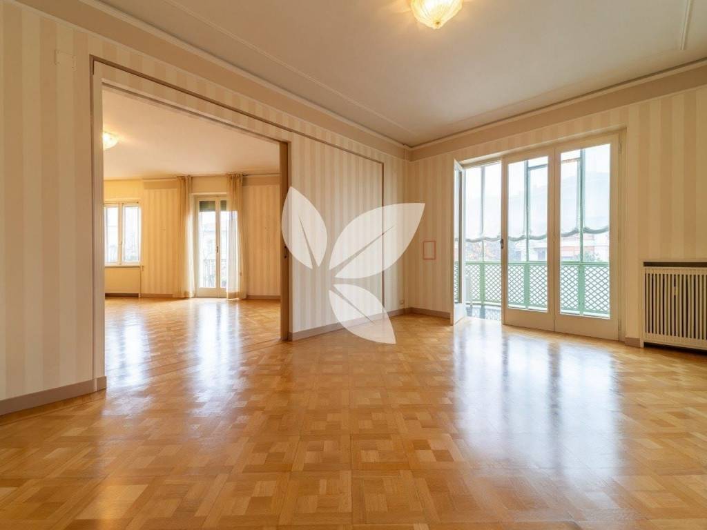 appartamento in vendita a Parma in zona Centro Storico