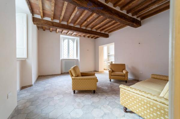 appartamento in vendita a Parma in zona Centro Storico