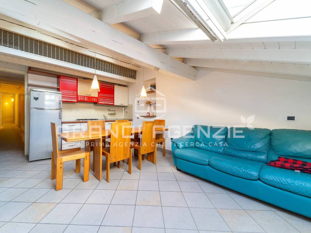 appartamento in vendita a Parma in zona Centro Storico