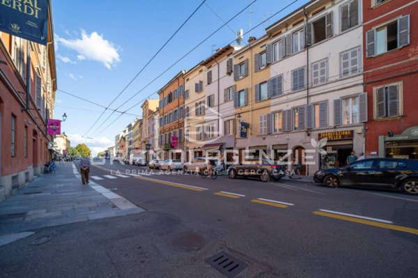 appartamento in vendita a Parma in zona Centro Storico
