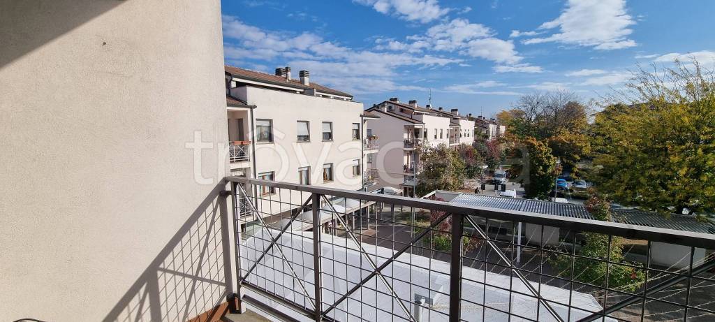 appartamento in vendita a Parma in zona Vicofertile